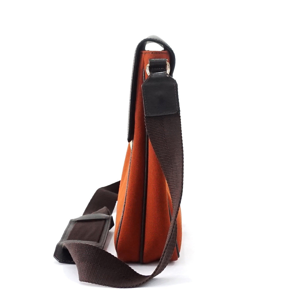 Dunhill sling outlet bag